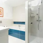 Oomph 3br & 2baths Grand *